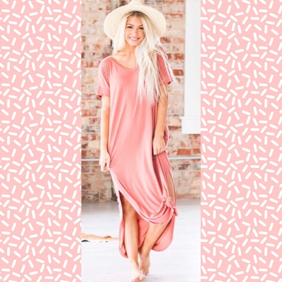 LAST ONE! Knit V-Neck  Maxi Tee Dress Loungewear - Picture 3 of 7